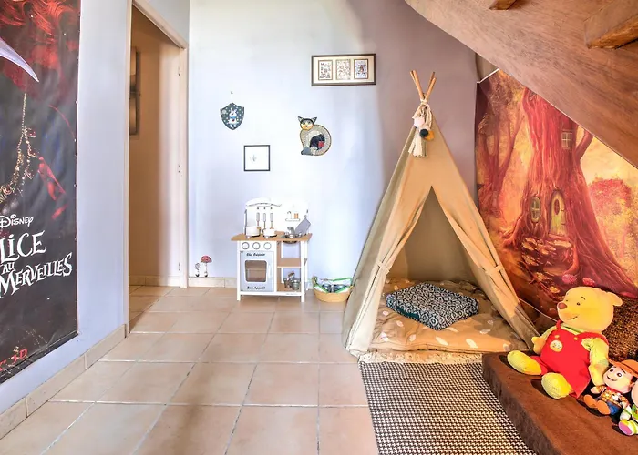 Il Etait Fois Nyaraló *