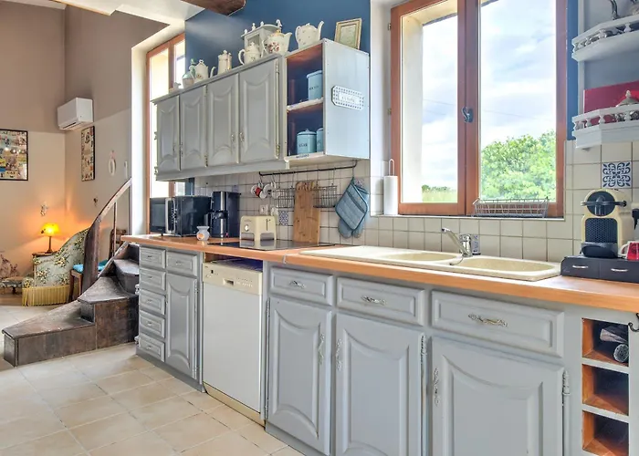 Nyaraló Il Etait Fois Larocal